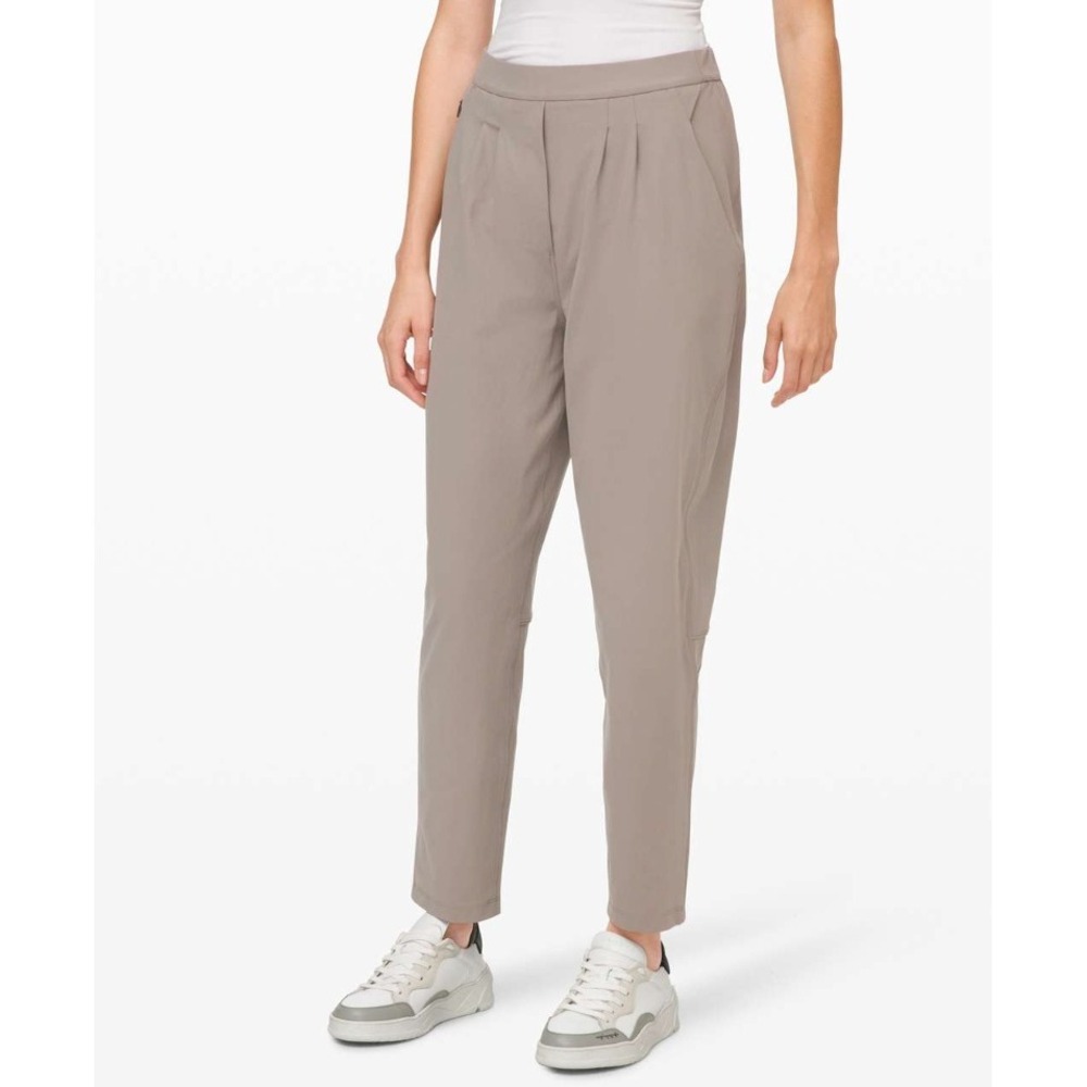 Lululemon Essential High-Rise Trouser Carbon Dust Pleated Tapered Pants Taupe 12